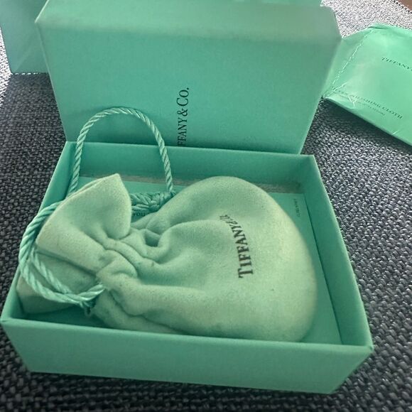 Tiffany & Co. Classic Sterling Silver Charm Bracelet 8” - Picture 4 of 5